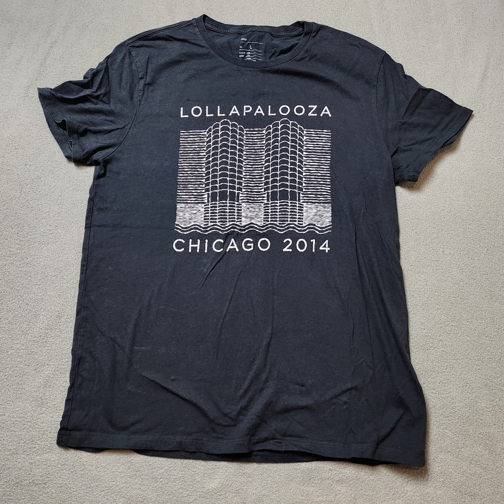 Vintage Lollapalooza 2014 T Shirt Large Black Festival Chicago